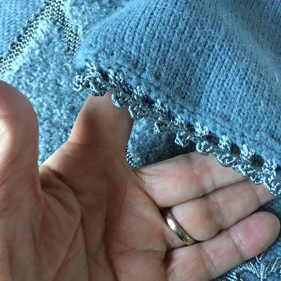 Sweater - Picture 4 of 8